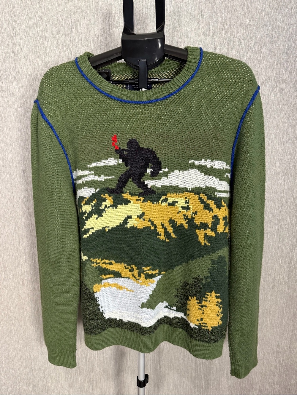 Lucky Brand Olive Scenic Big Foot Crewneck Sweater with Blue Trim Size Medium - Picture 7 of 16
